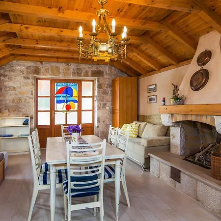 Studio Zavala דירה זבלה