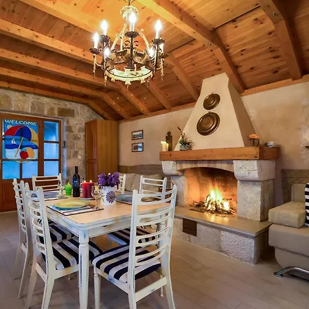 Studio Zavala דירה